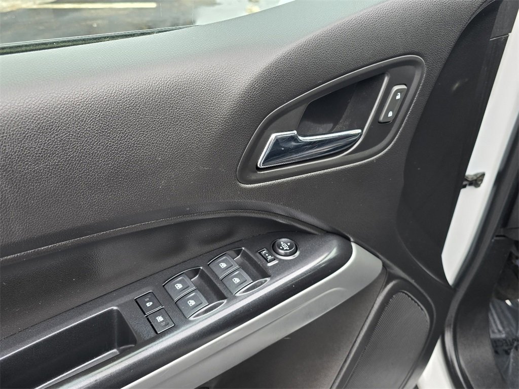 Used 2018 Chevrolet Colorado LT image 12