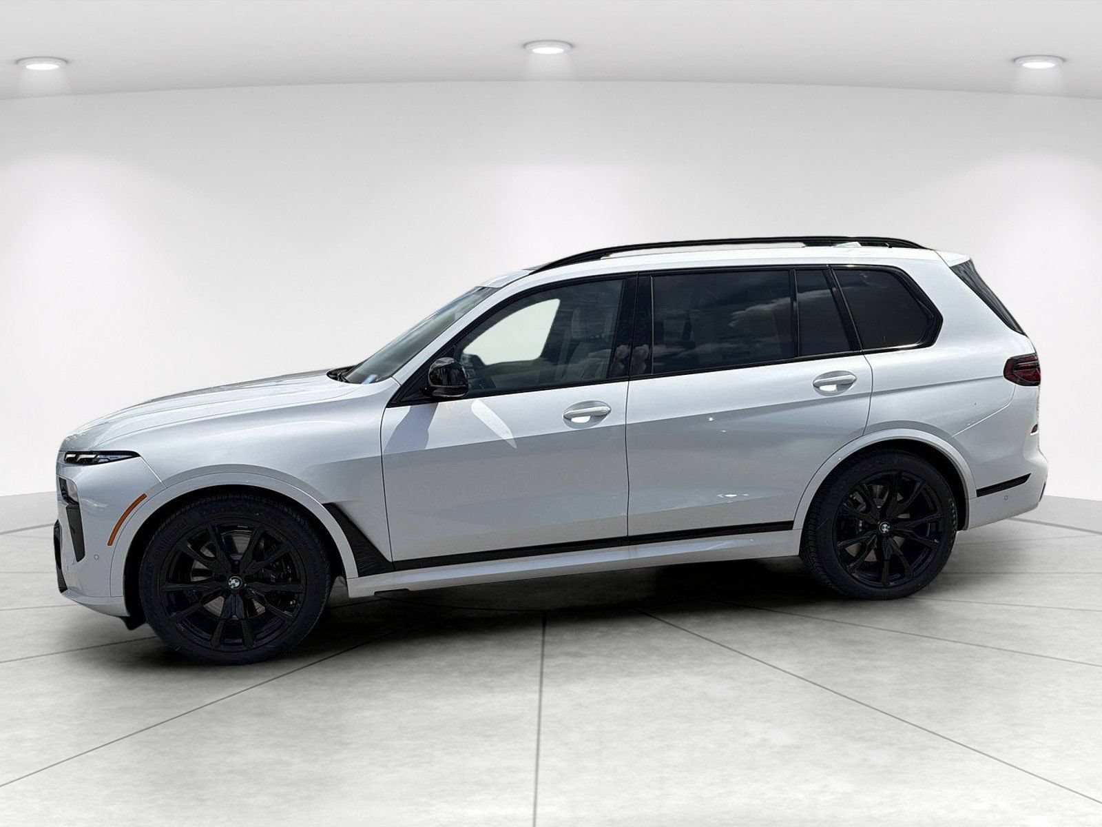 New 2027 BMW X7 M60i AWD/4WD image 7