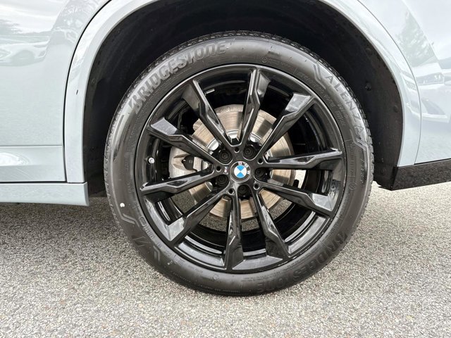 Used 2025 BMW X4 xDrive30i w/ Premium Package AWD/4WD image 10