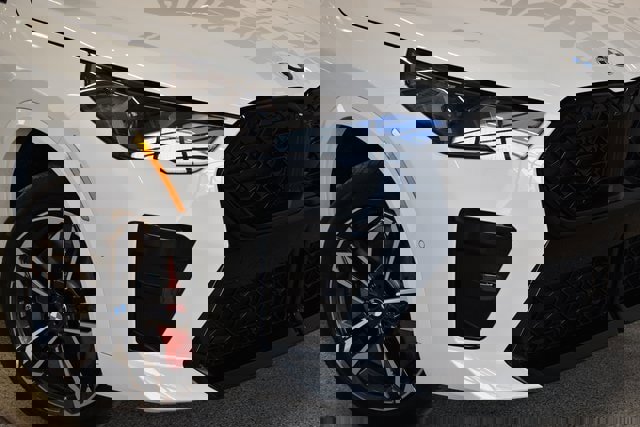 New 2026 BMW X2 xDrive28i image 15