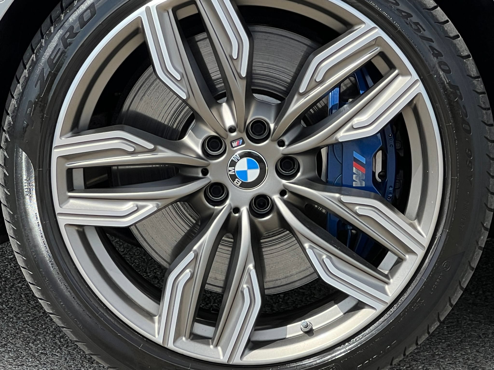 Used 2021 BMW M760i xDrive AWD/4WD image 18