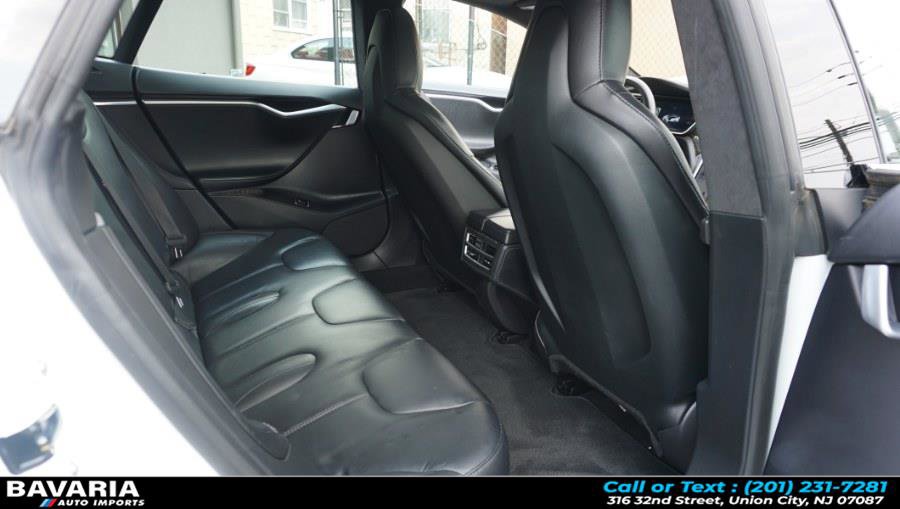 Used 2016 Tesla Model S 70D image 23