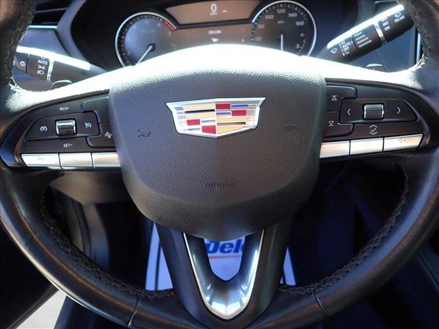 Used 2023 Cadillac XT4 Premium Luxury image 17