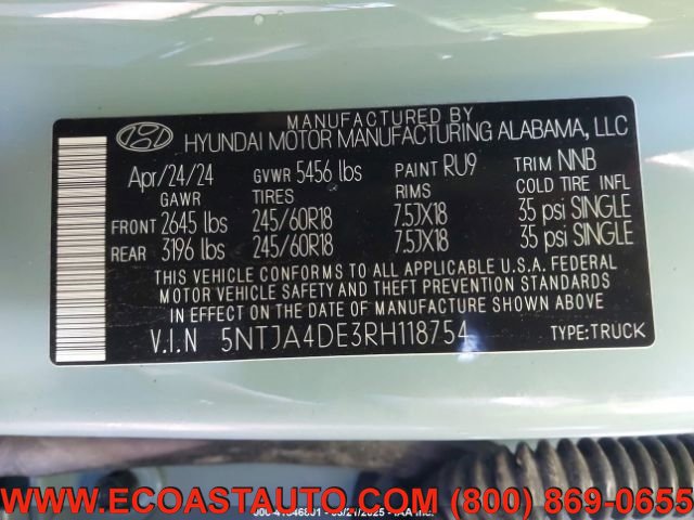 Used 2024 Hyundai Santa Cruz SE image 15