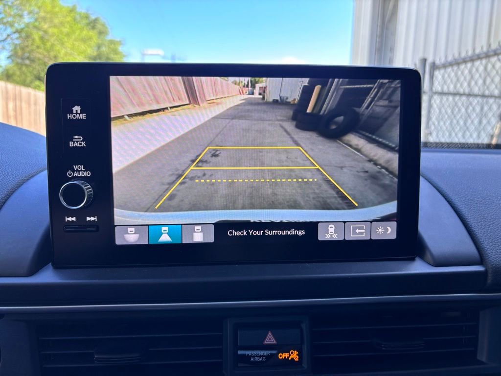 Certified 2025 Honda Pilot Touring image 29