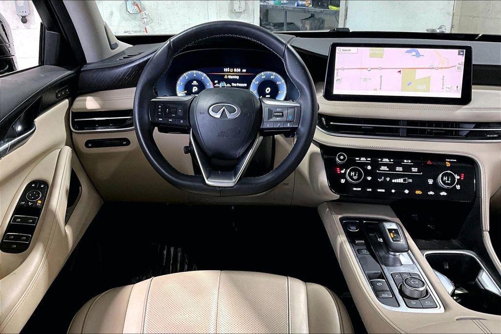 Certified 2025 INFINITI QX60 Sensory image 17