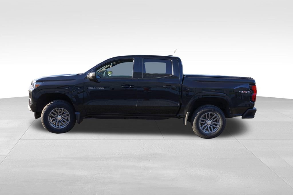 Certified 2023 Chevrolet Colorado LT w/ LT Convenience Package II AWD/4WD image 9
