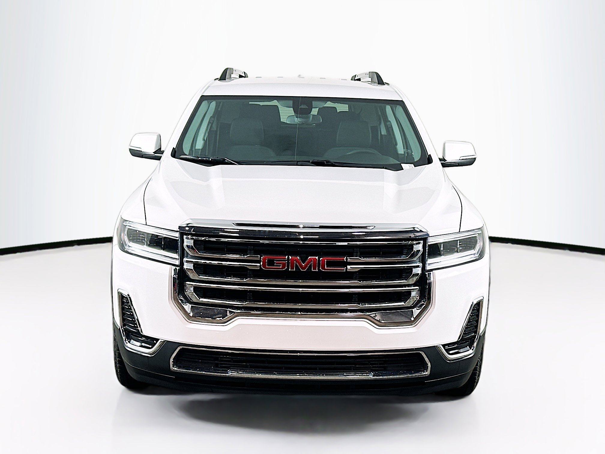 Used 2023 GMC Acadia SLE w/ Driver Convenience Package image 2