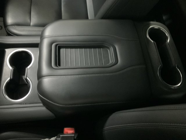 Used 2024 Chevrolet Suburban LT AWD/4WD image 43