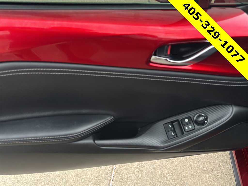 Used 2020 MAZDA MX-5 Miata RF Grand Touring image 11