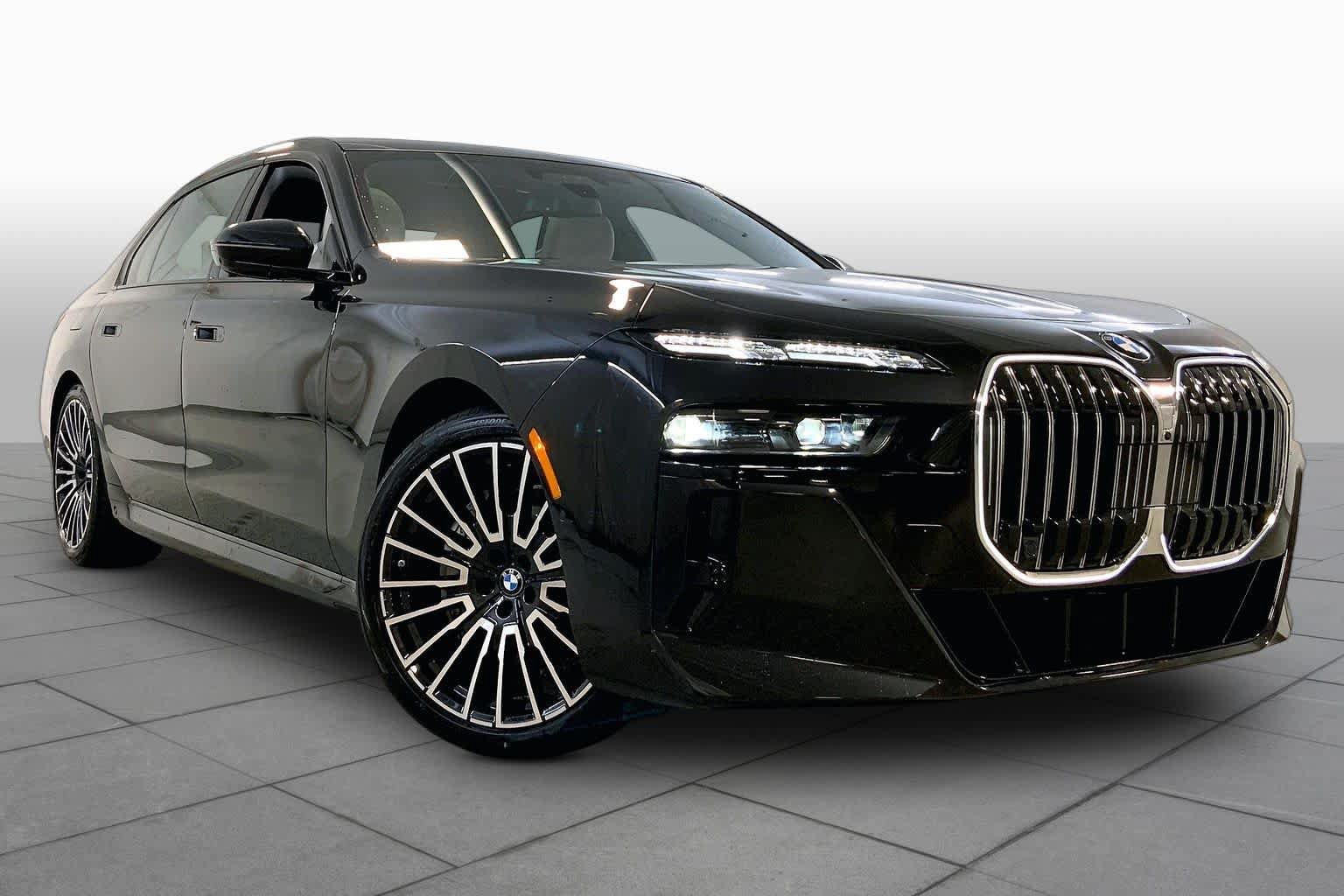 New 2026 BMW 740i xDrive w/ Executive Package AWD/4WD image 2