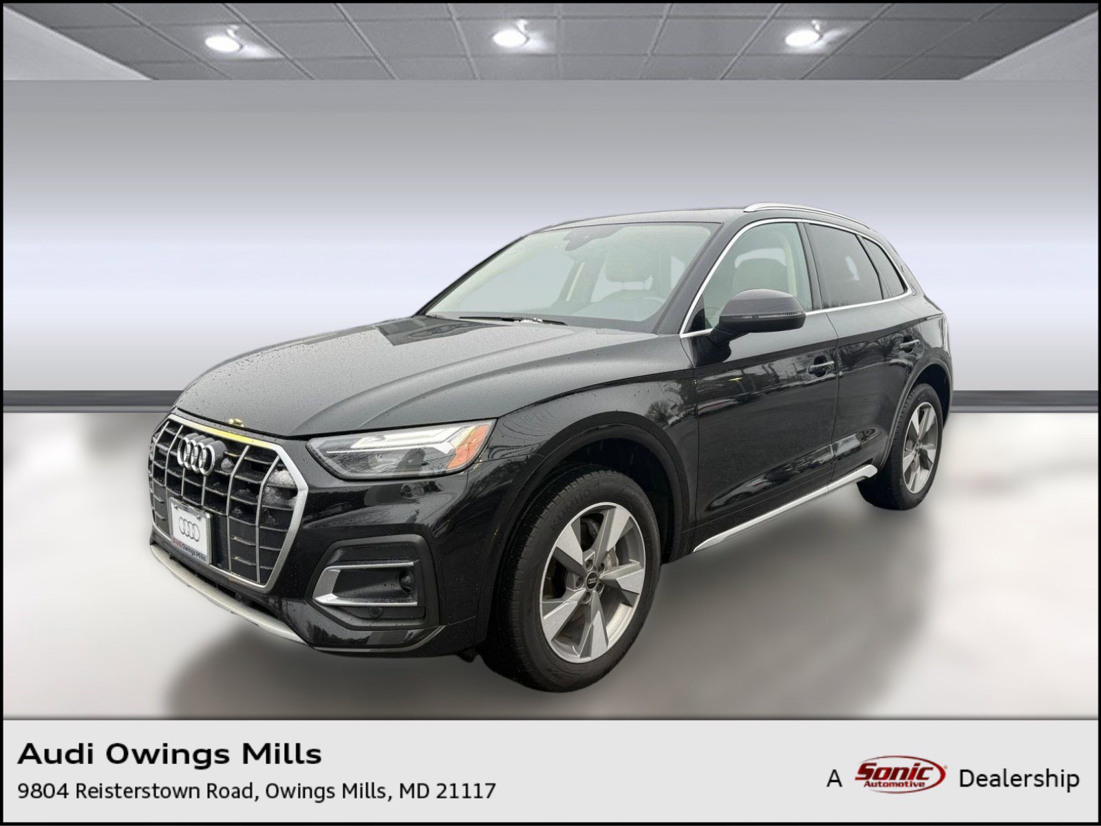Used 2023 Audi Q5 2.0T Premium w/ Convenience Package image 1