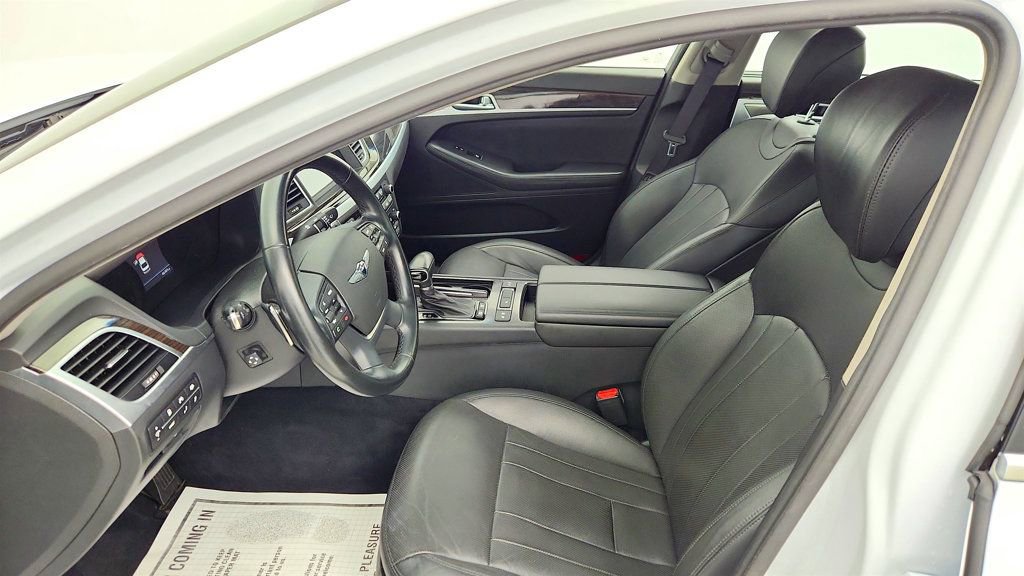 Used 2018 Genesis G80 3.8 w/ Option Group 02 RWD image 21