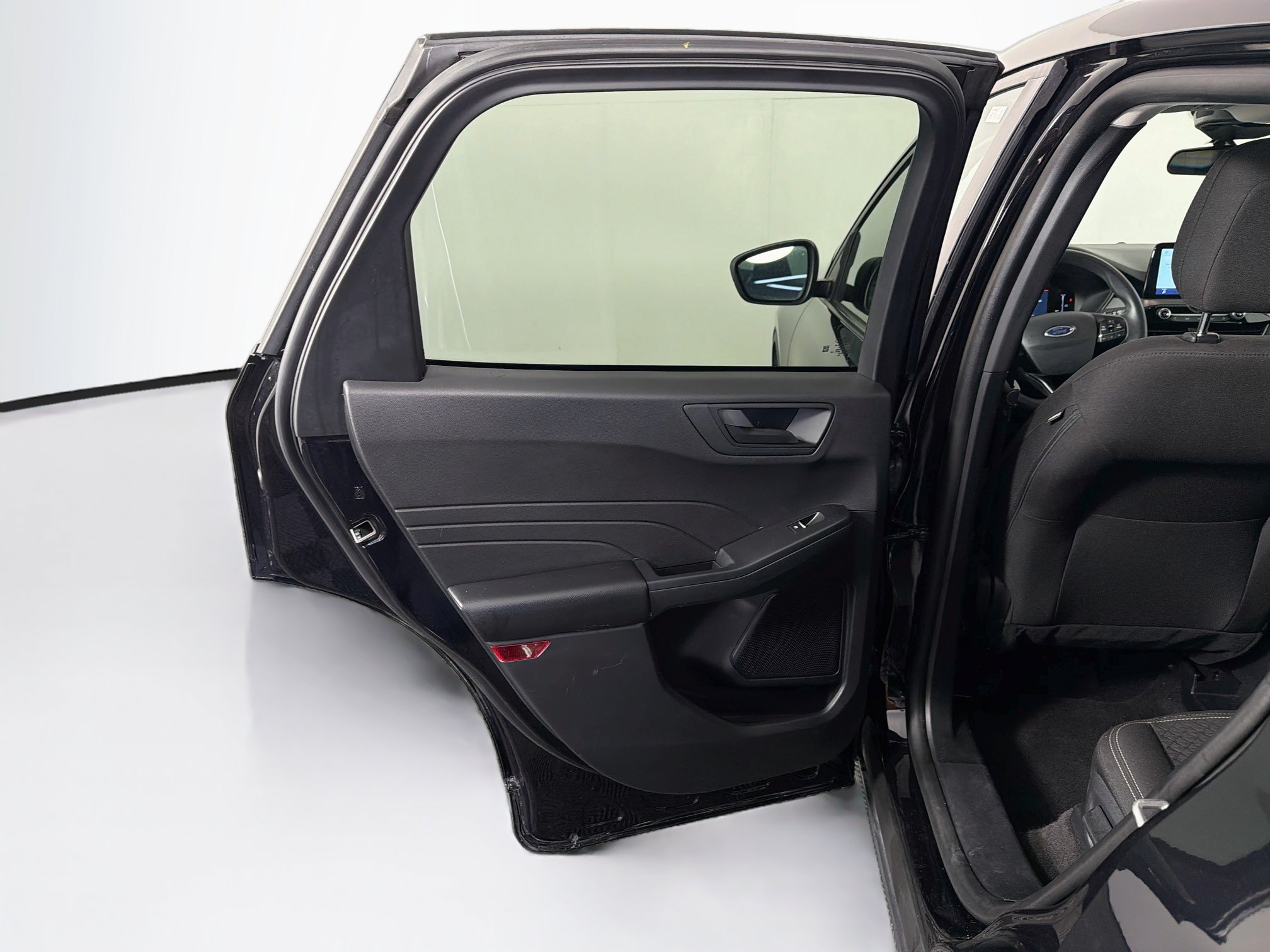 Used 2025 Ford Escape Active FWD image 27