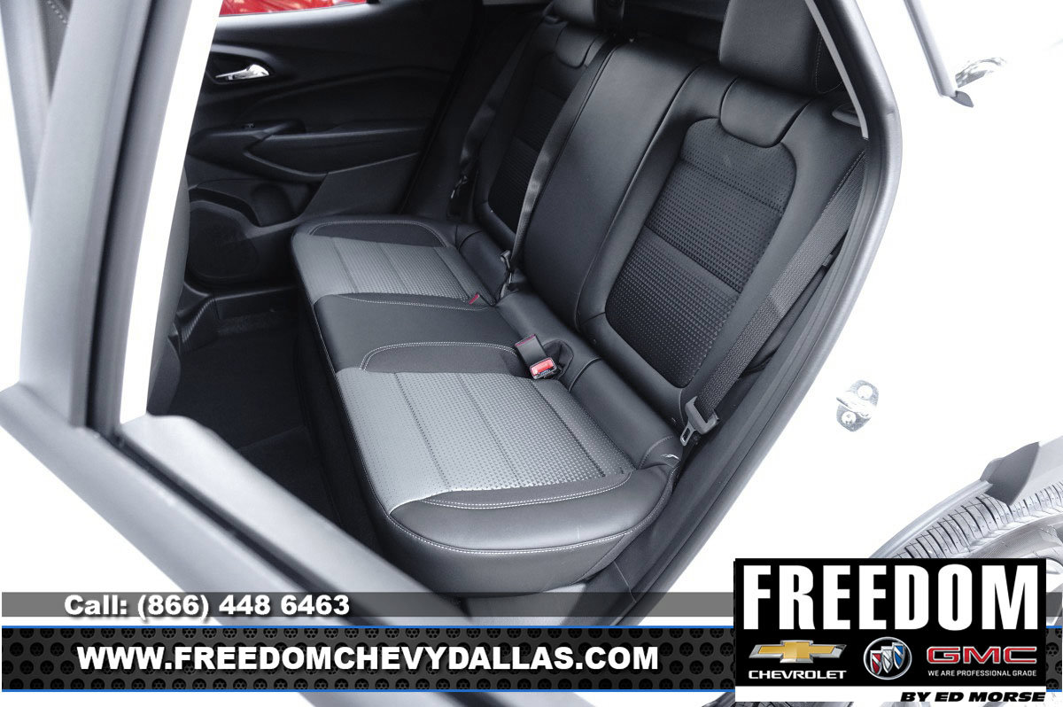 New 2026 Chevrolet Trax LT w/ LT Convenience Package FWD image 13