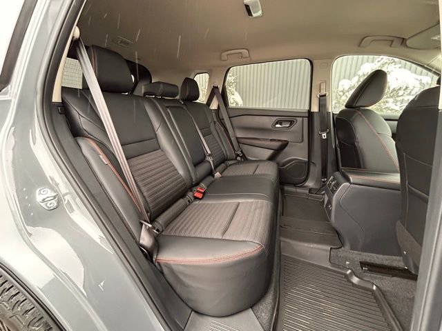 Used 2026 Nissan Rogue Rock Creek image 39