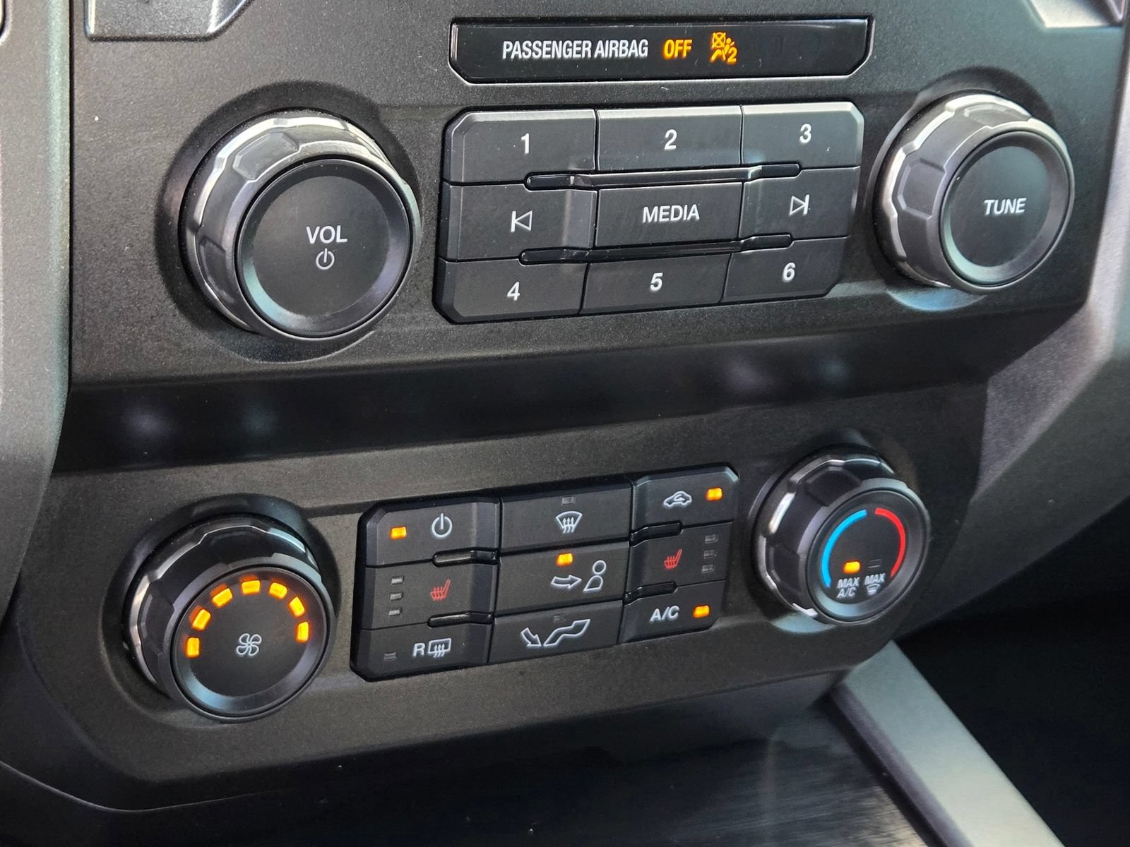 Used 2019 Ford F150 Raptor w/ Equipment Group 801A Mid AWD/4WD image 19