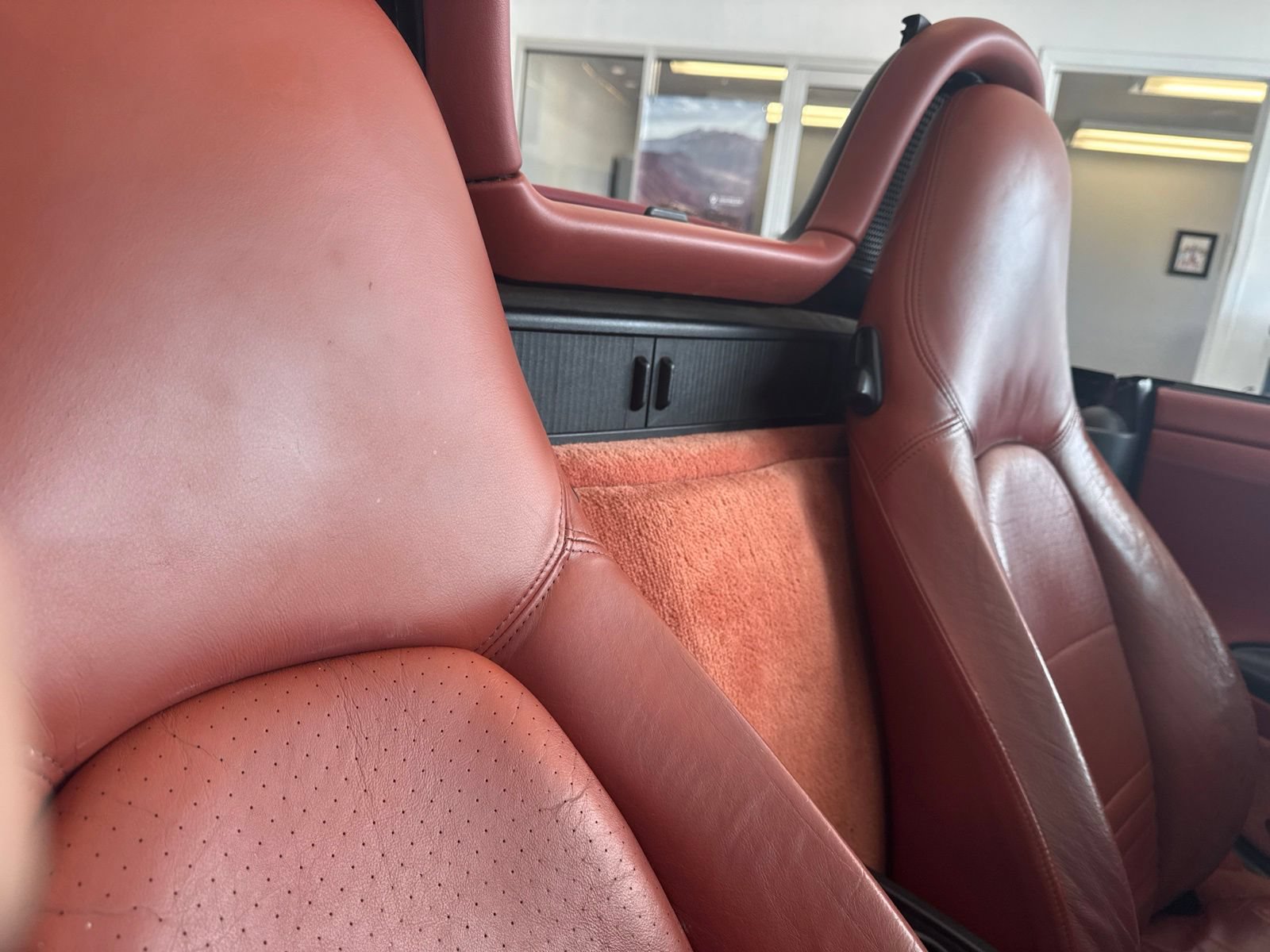 Used 1999 Porsche Boxster RWD image 13