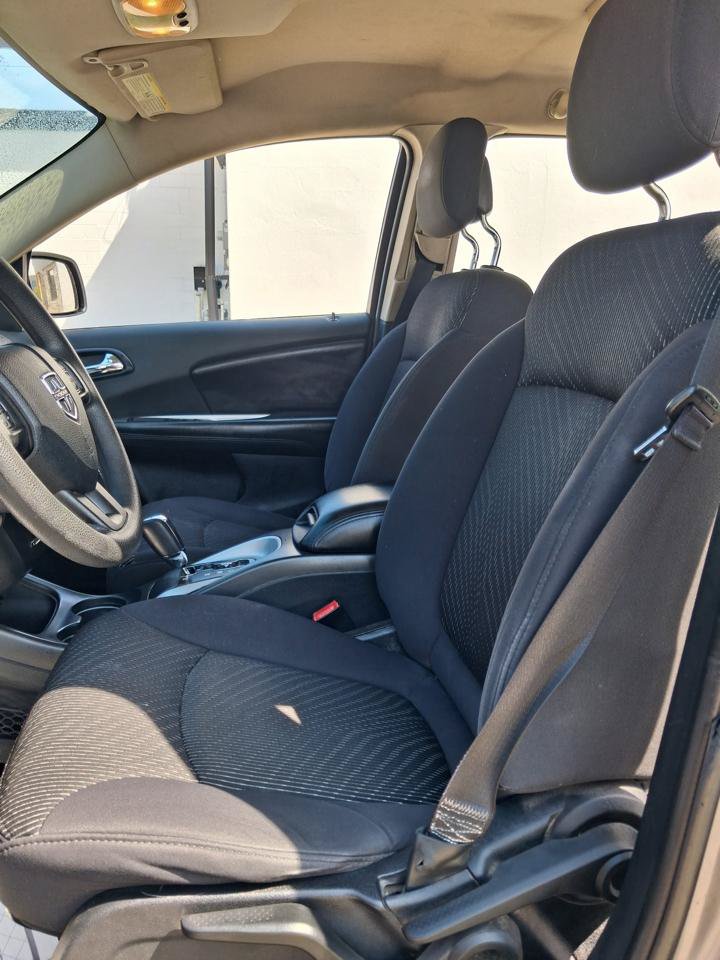 Used 2012 Dodge Journey American Value Package w/ Flexible Seating Group FWD image 12