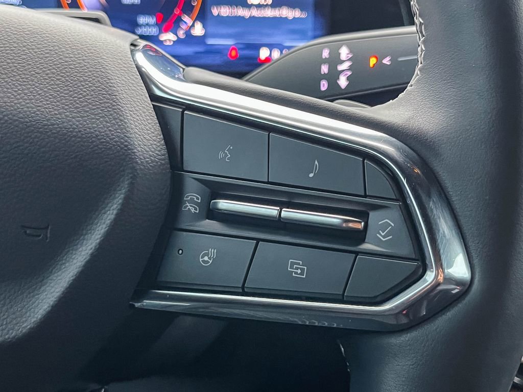 Used 2025 Chevrolet Traverse Z71 w/ Enhanced Driving Package image 22