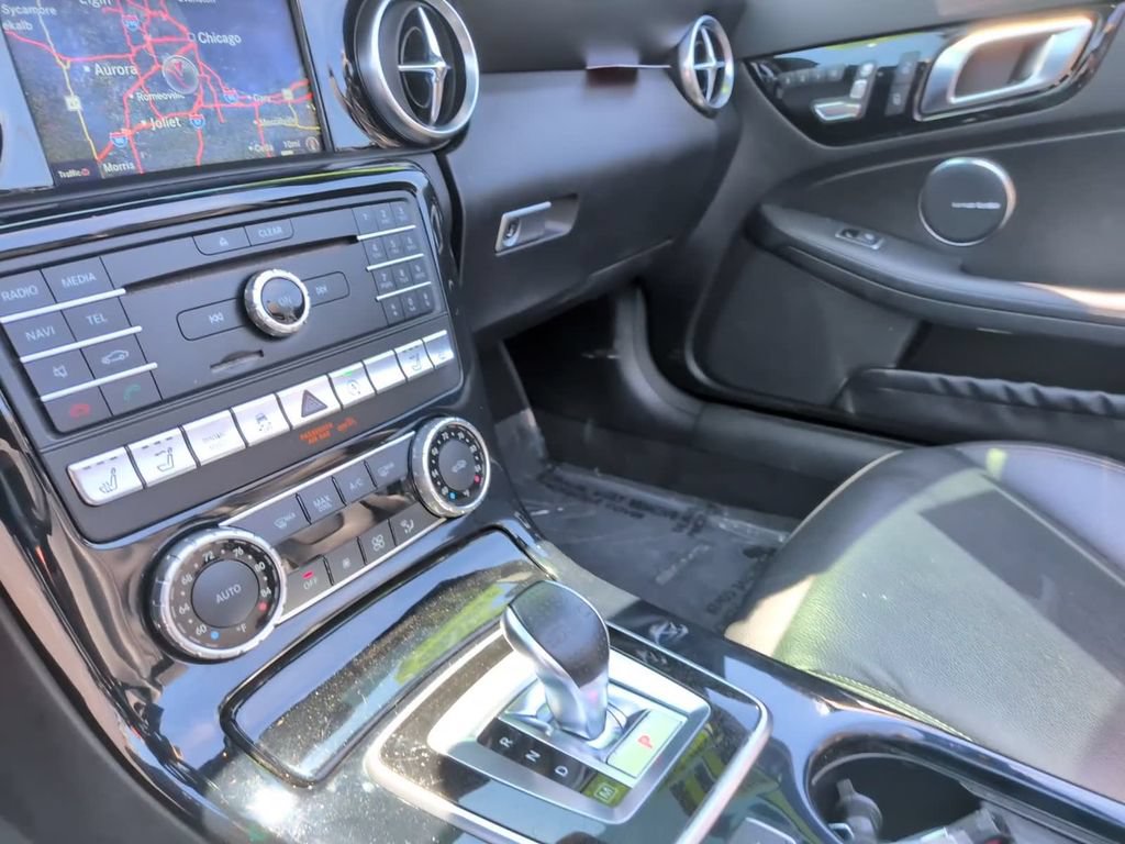 Used 2017 Mercedes-Benz SLC 300 image 24