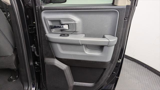 Used 2024 RAM 1500 Classic SLT AWD/4WD image 19