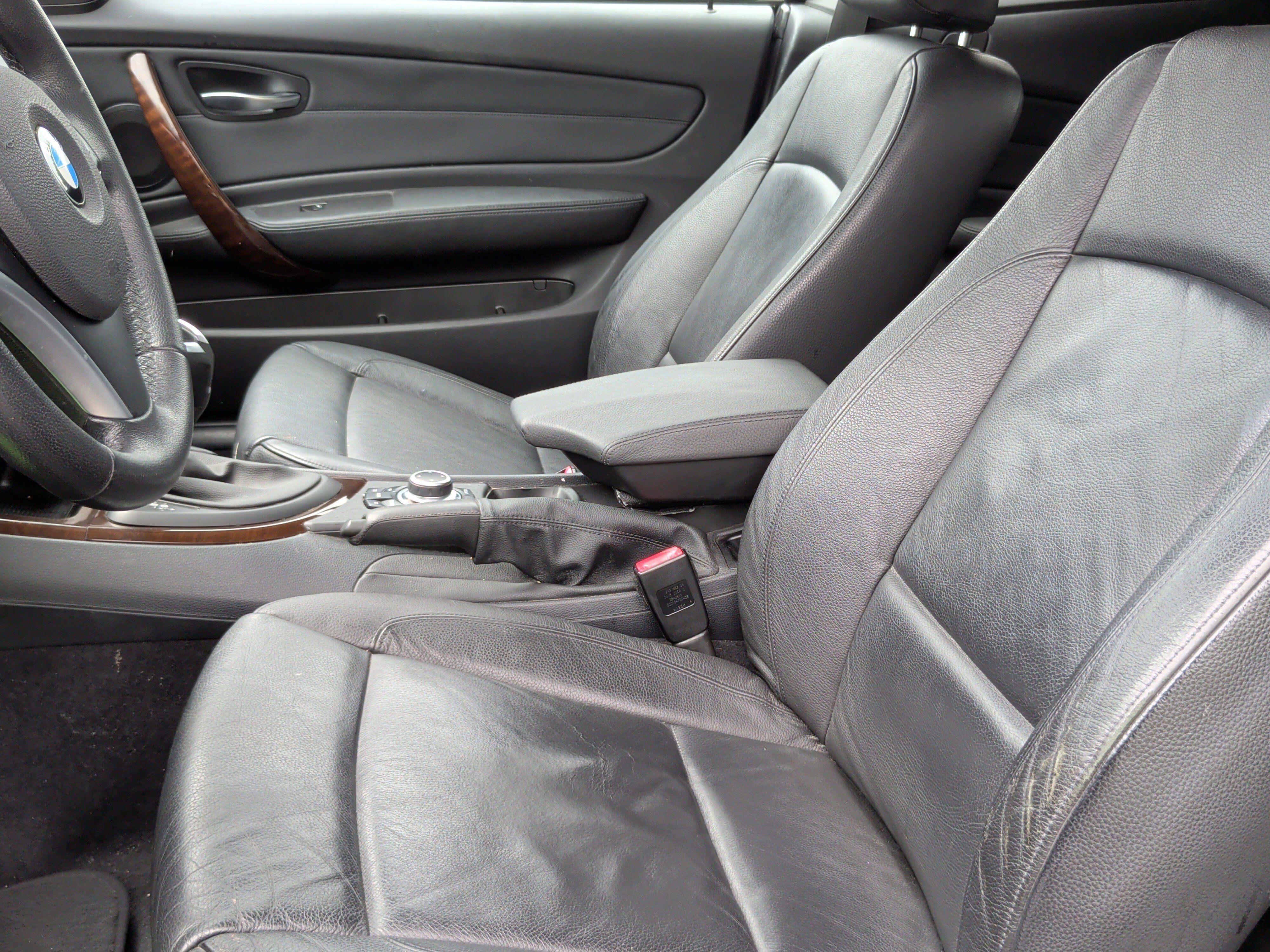 Used 2011 BMW 128i Convertible RWD image 25