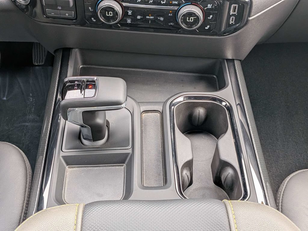 Used 2025 Chevrolet Silverado 1500 ZR2 w/ Technology Package AWD/4WD image 17