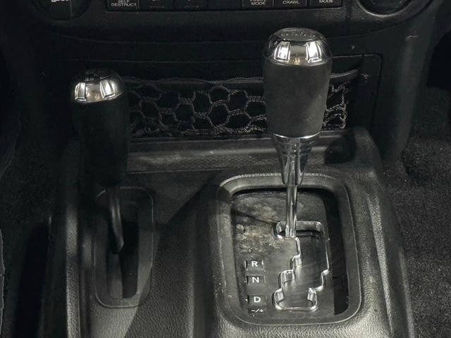 Used 2018 Jeep Wrangler Sport AWD/4WD image 29