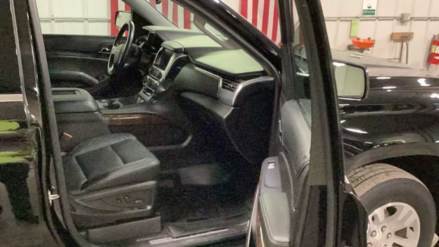 Used 2018 Chevrolet Suburban LT AWD/4WD image 22