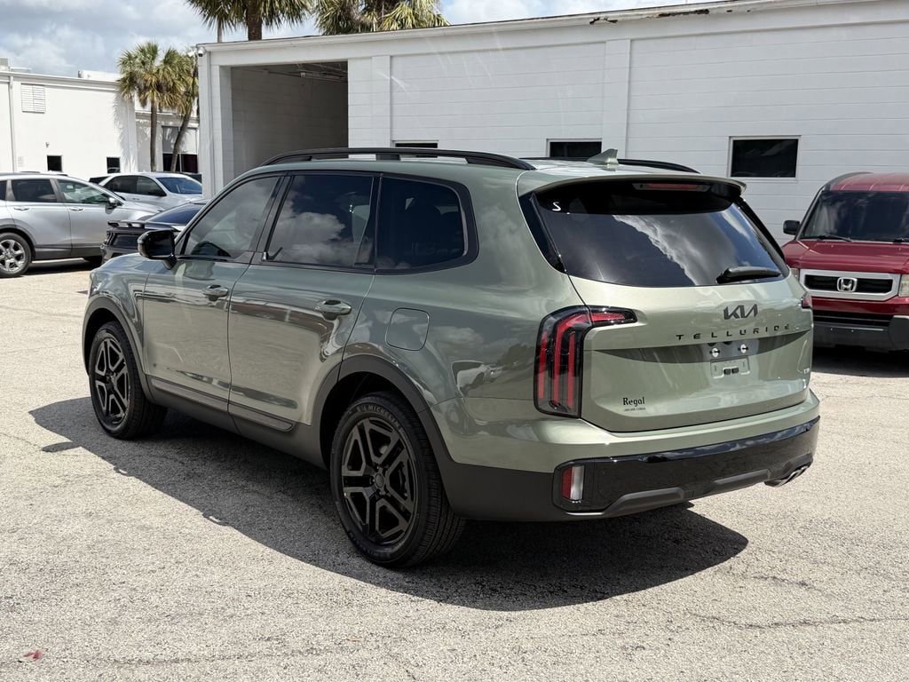 Certified 2025 Kia Telluride SX Prestige X-Line AWD/4WD image 7