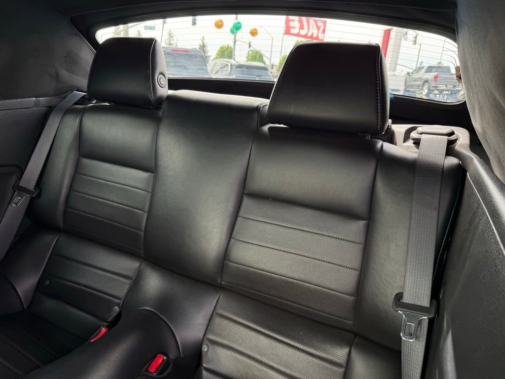 Used 2013 Ford Mustang GT Premium w/ Brembo Brake Pkg image 12