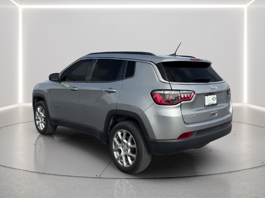 Used 2022 Jeep Compass Latitude AWD/4WD image 7