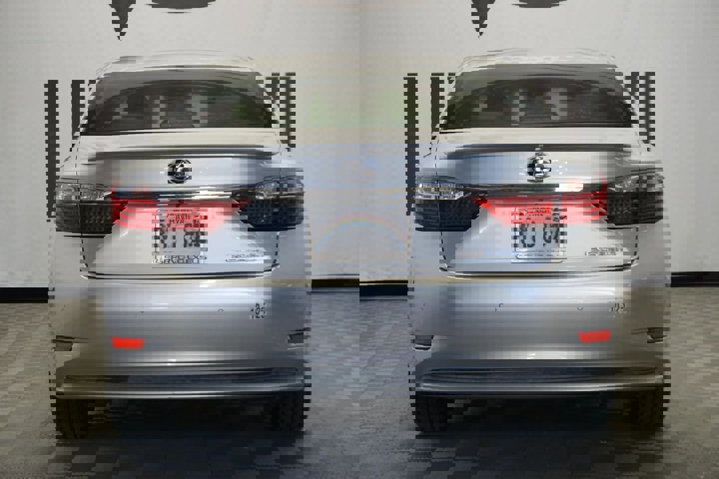 Used 2013 Lexus ES 300h image 6