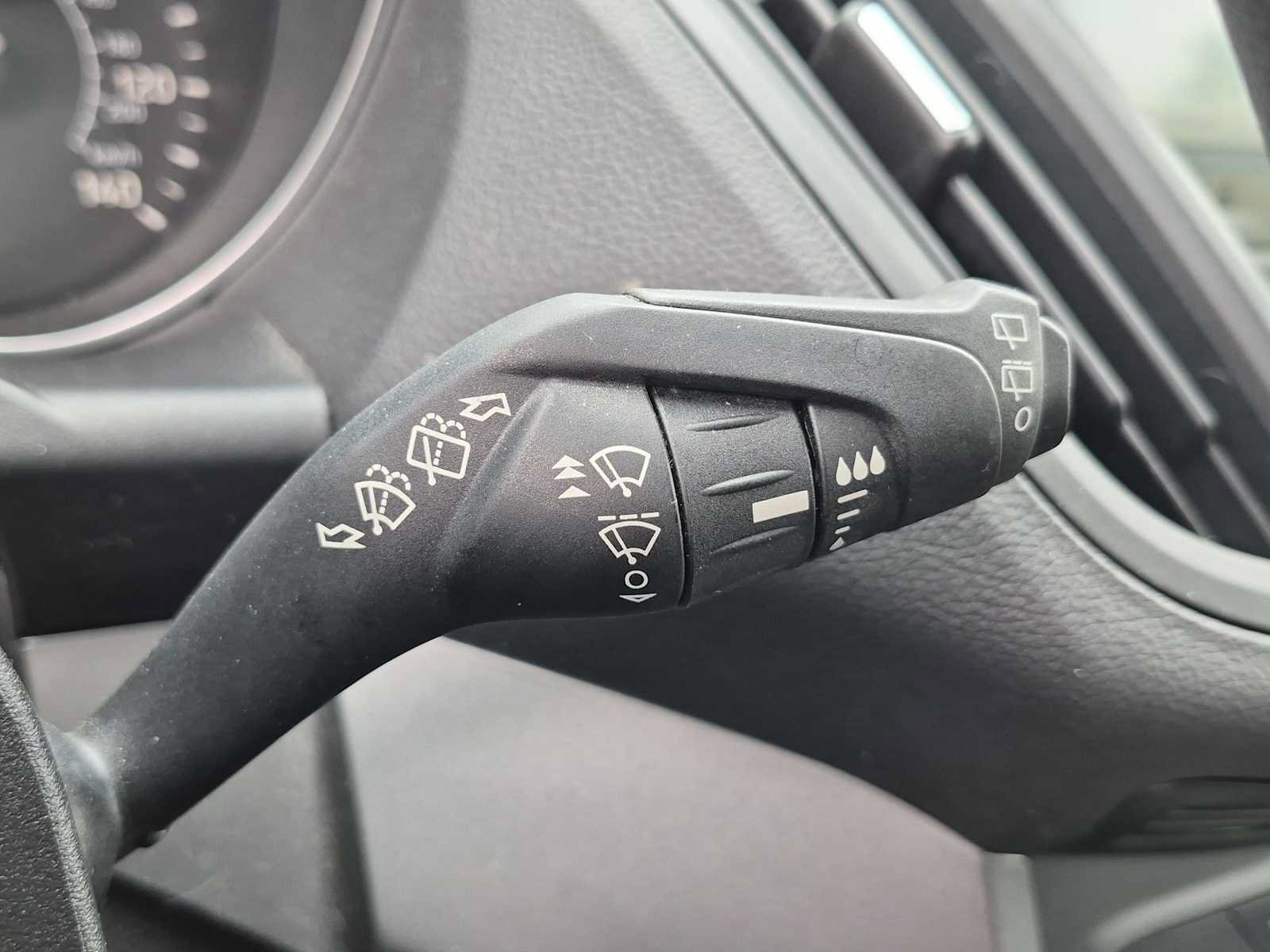 Used 2018 Ford Escape SEL AWD/4WD image 27