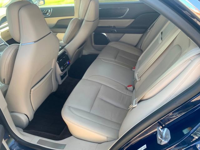 Used 2018 Lincoln Continental Reserve AWD/4WD image 19