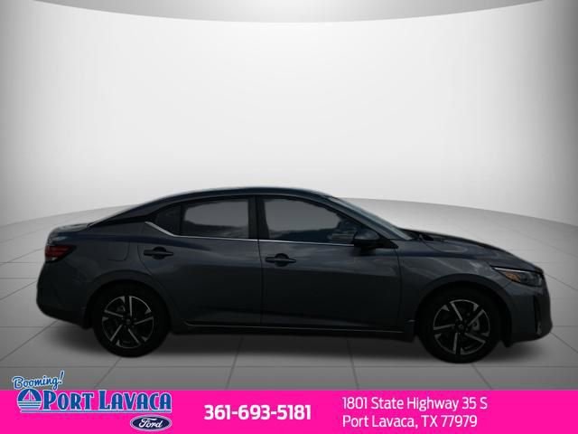 Used 2024 Nissan Sentra SV FWD image 8