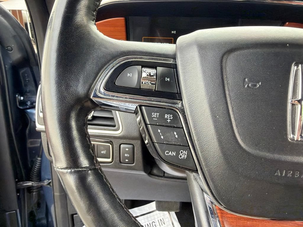 Used 2019 Lincoln Navigator L 4WD Reserve w/ Cargo Package image 30