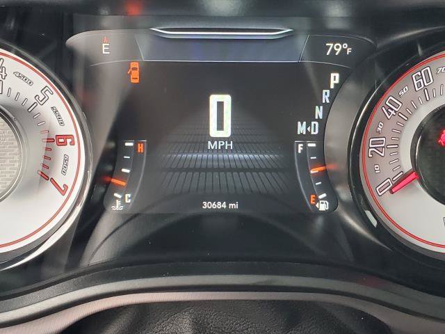Used 2022 Dodge Challenger R/T w/ Shaker Package RWD image 10