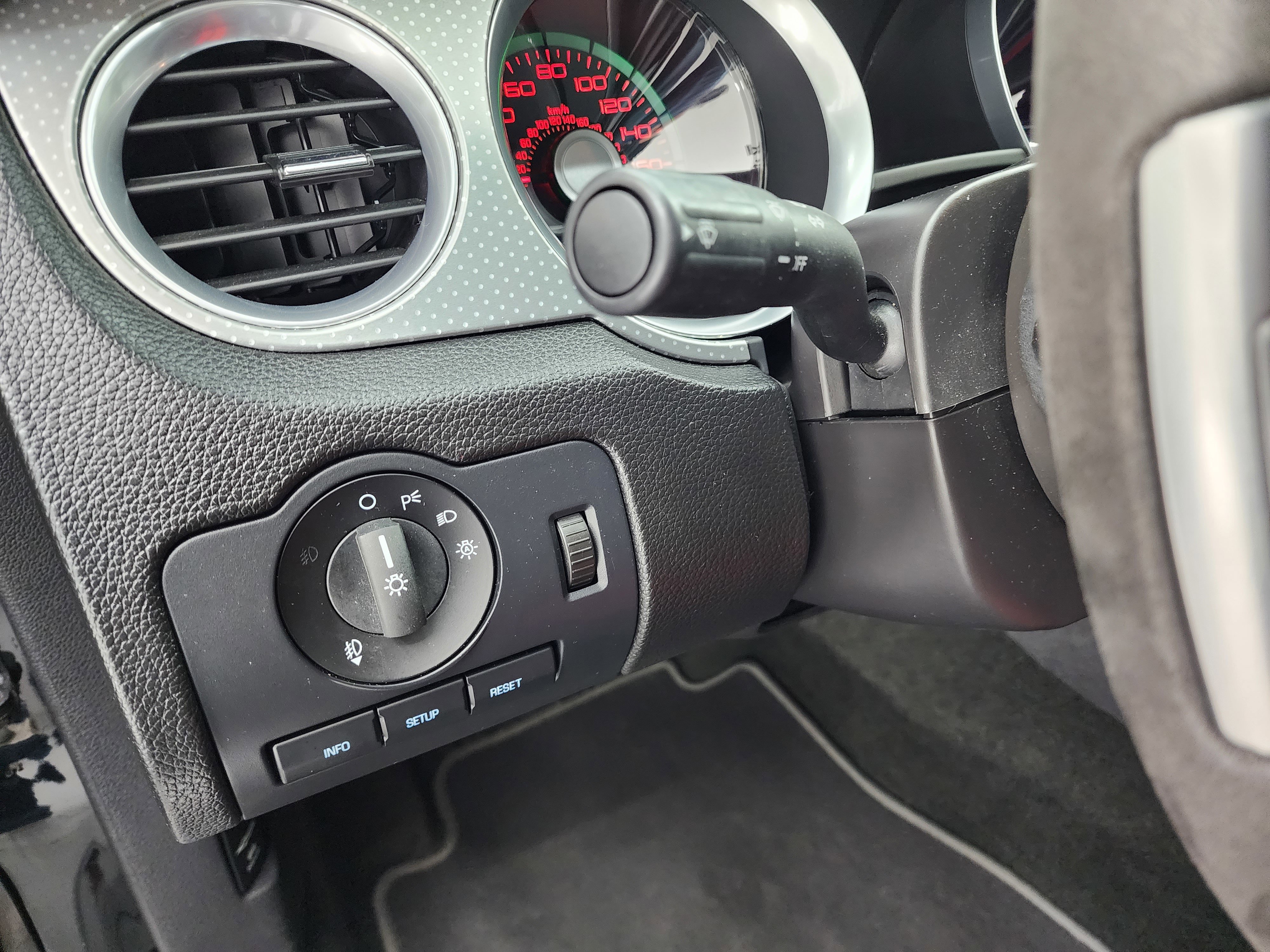 Used 2012 Ford Mustang Shelby GT500 w/ SVT Performance Pkg image 39