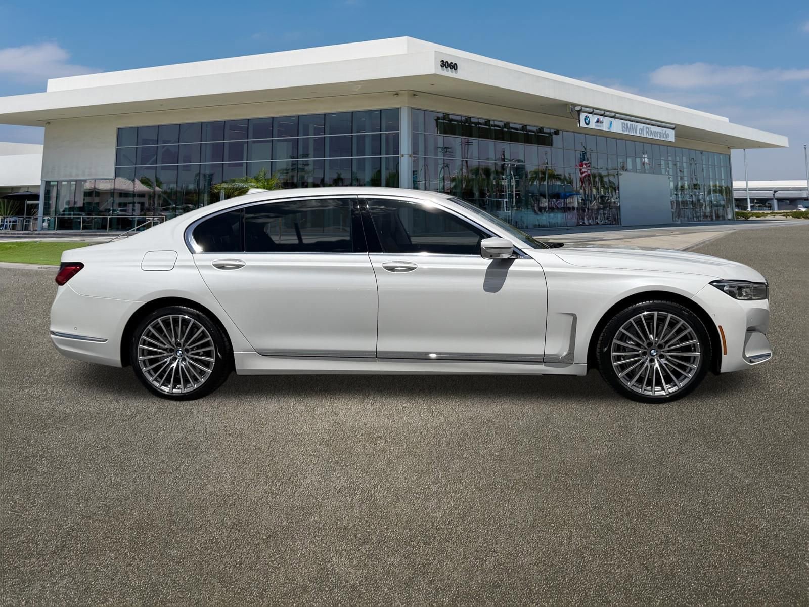 Certified 2022 BMW 750i xDrive image 12