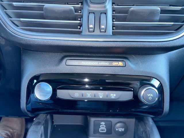 New 2026 Ford Escape SE FWD image 33