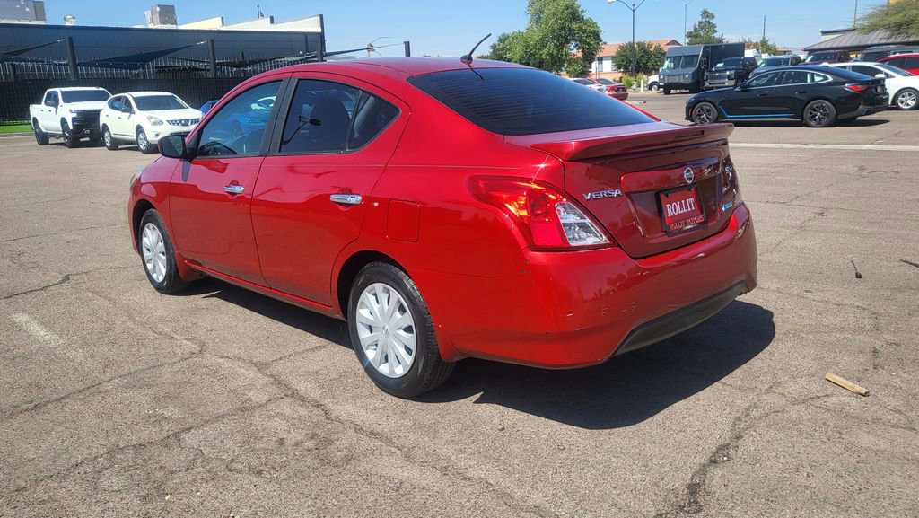 Used 2015 Nissan Versa SV FWD image 6
