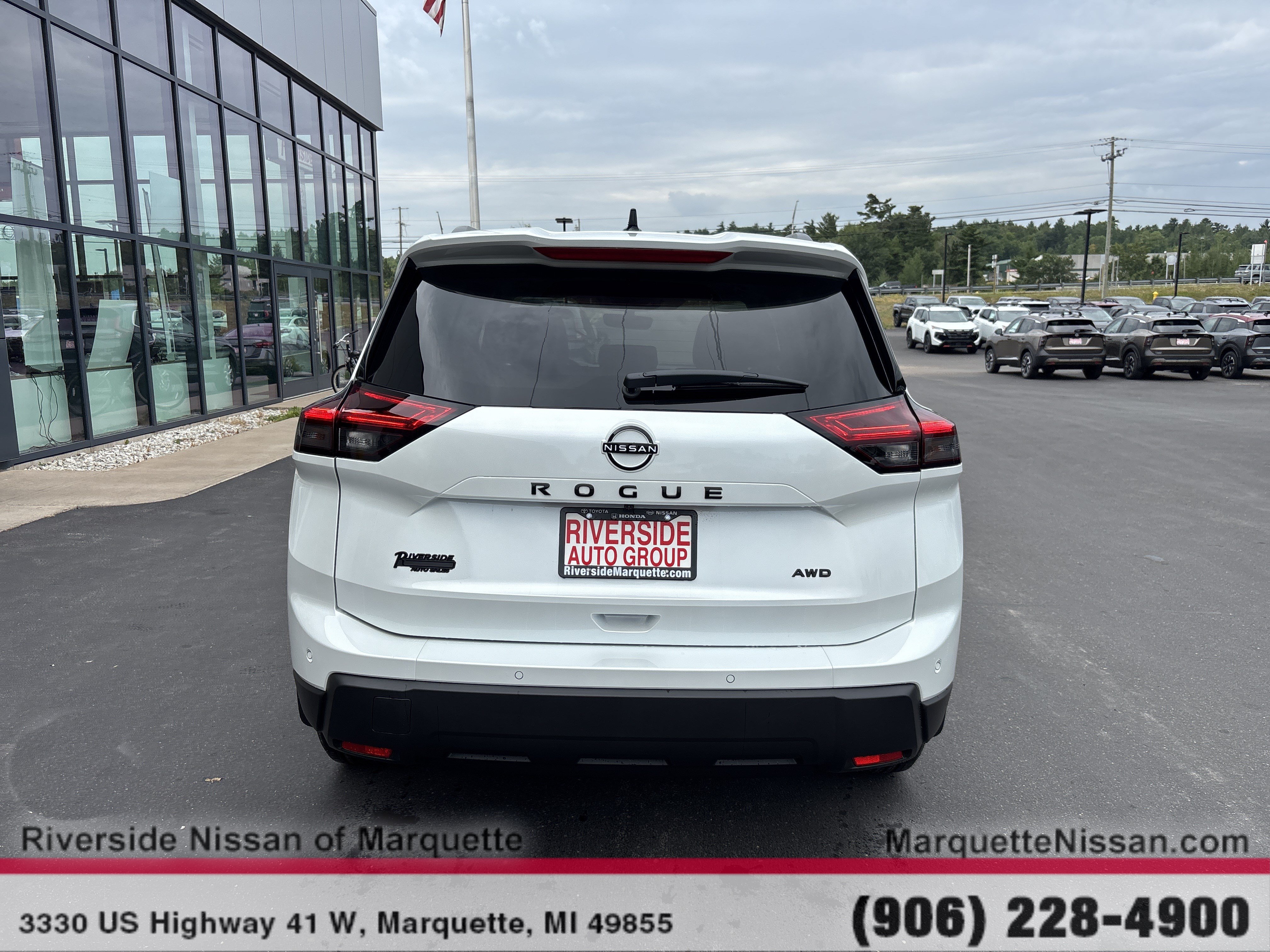 New 2026 Nissan Rogue Dark Armor AWD/4WD image 7