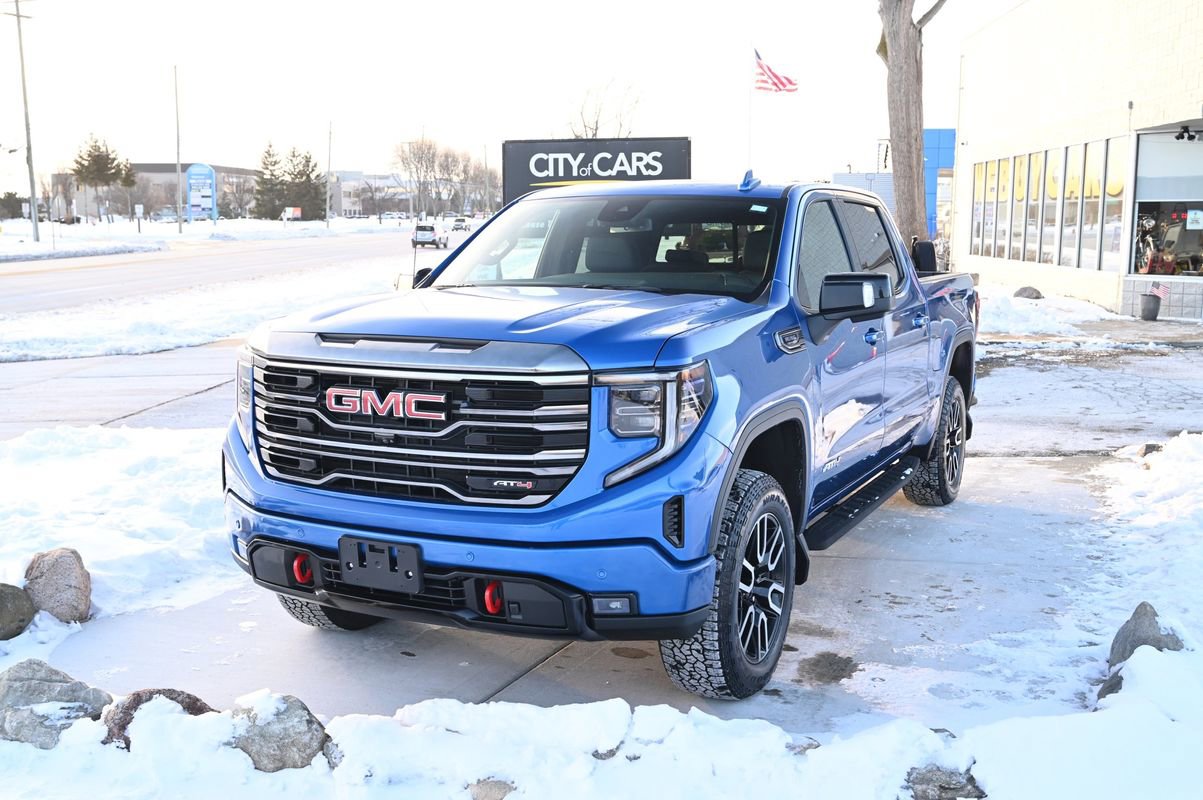Used 2022 GMC Sierra 1500 AT4 w/ AT4 Premium Package image 1