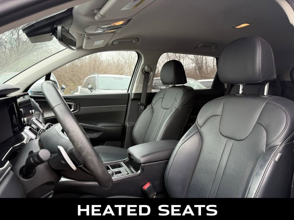 Certified 2023 Kia Sorento EX image 7