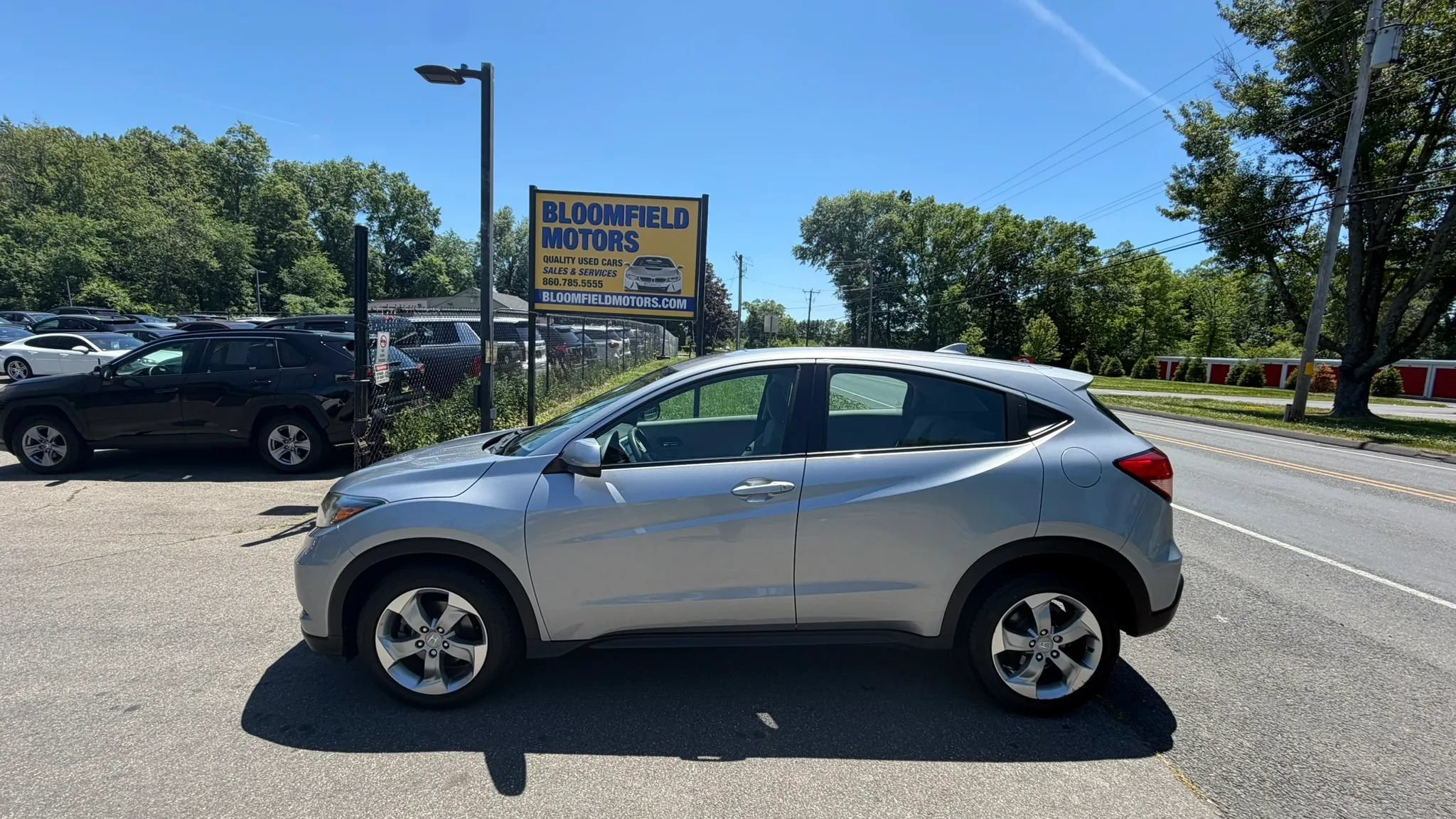 Used 2018 Honda HR-V LX image 2