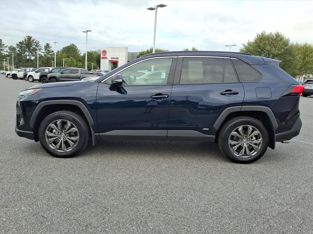 Used 2024 Toyota RAV4 XLE Premium w/ Weather Package AWD/4WD image 14