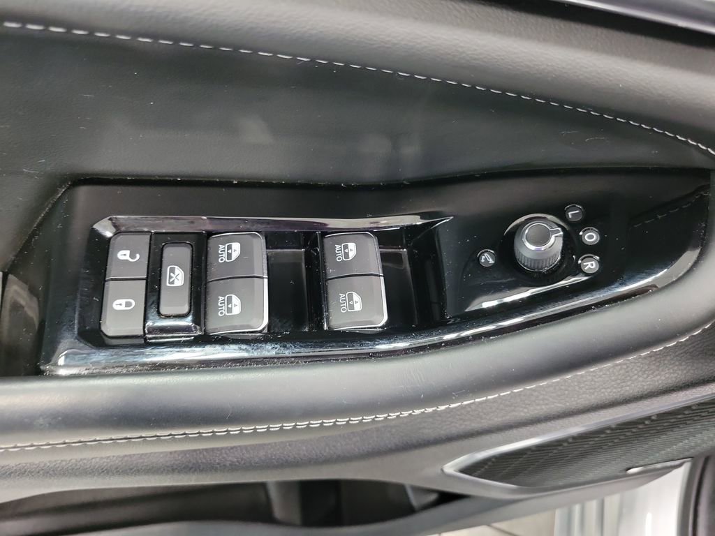 Used 2024 Jeep Grand Cherokee L Overland w/ Trailer Tow Package image 34