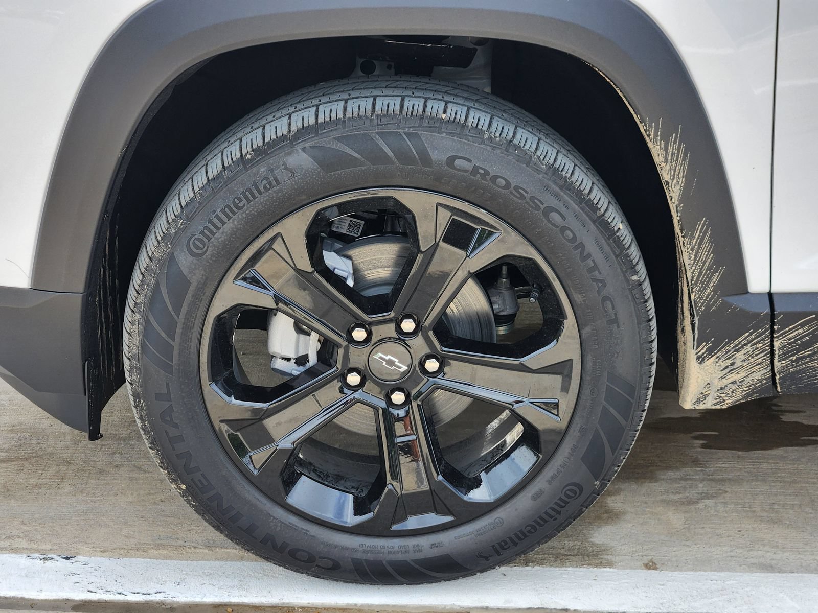 New 2027 Chevrolet Equinox LT w/ Midnight Edition FWD image 11